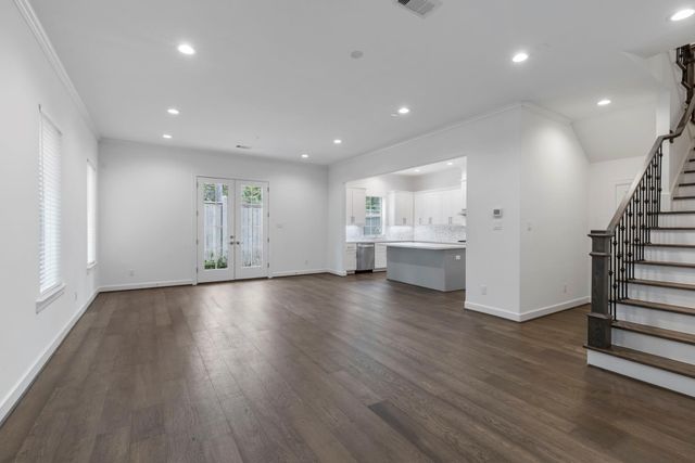 106 Cinder Berry Street, The Woodlands, TX 77384