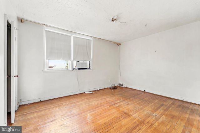 1744 S EDGEWOOD ST, Philadelphia, PA 19142