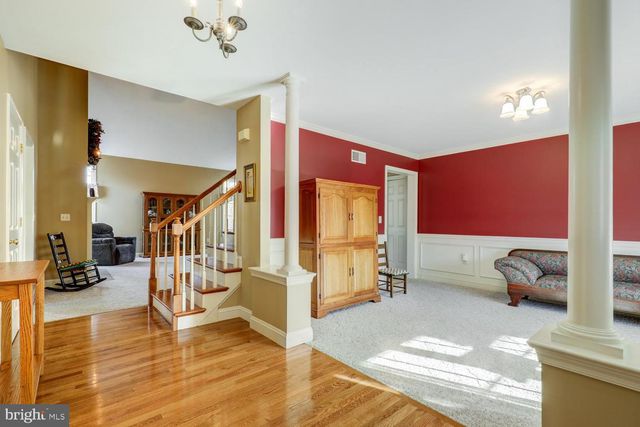 12 BUCKINGHAM LN, Gordonville, PA 17529
