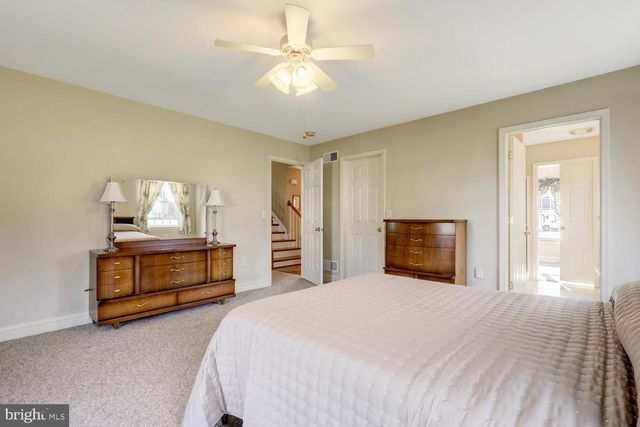 12 BUCKINGHAM LN, Gordonville, PA 17529