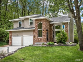 10 Keiths Court, Collinsville, IL 62234