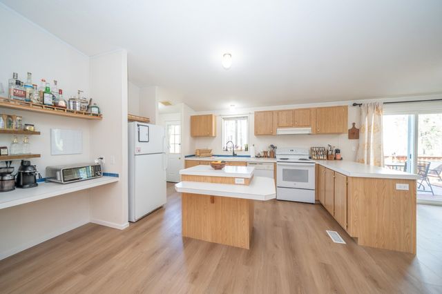 17414 S Malloy Prairie Rd, Cheney, WA 99004