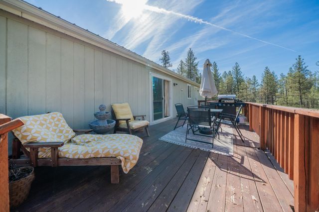 17414 S Malloy Prairie Rd, Cheney, WA 99004