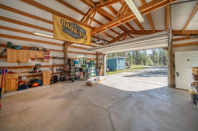 17414 S Malloy Prairie Rd, Cheney, WA 99004