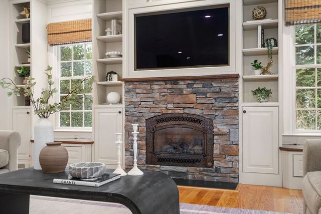 53 Chesterton Road, Wellesley, MA 02481