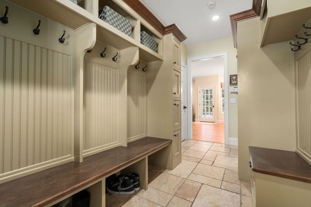 53 Chesterton Road, Wellesley, MA 02481