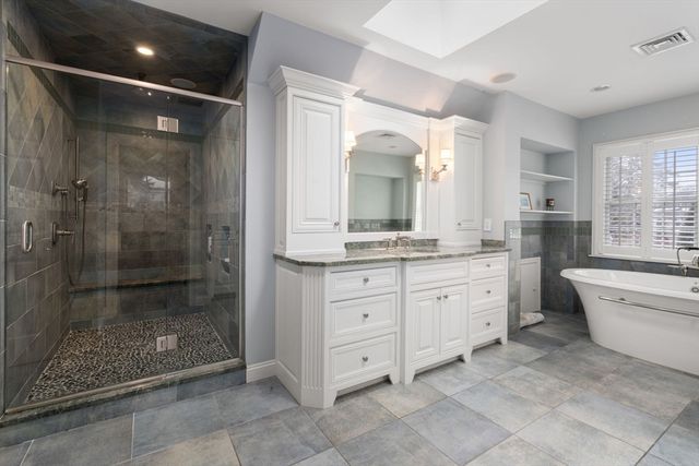 53 Chesterton Road, Wellesley, MA 02481