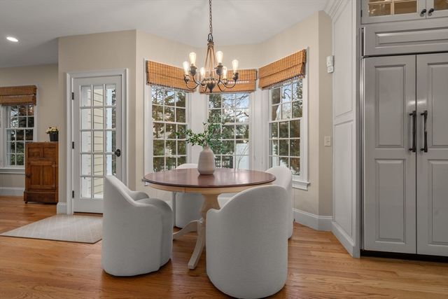 53 Chesterton Road, Wellesley, MA 02481