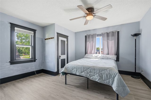 1024 D Avenue NW, Cedar Rapids, IA 52405
