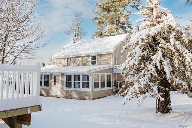 1271 State Route 208, Wallkill, NY 12589