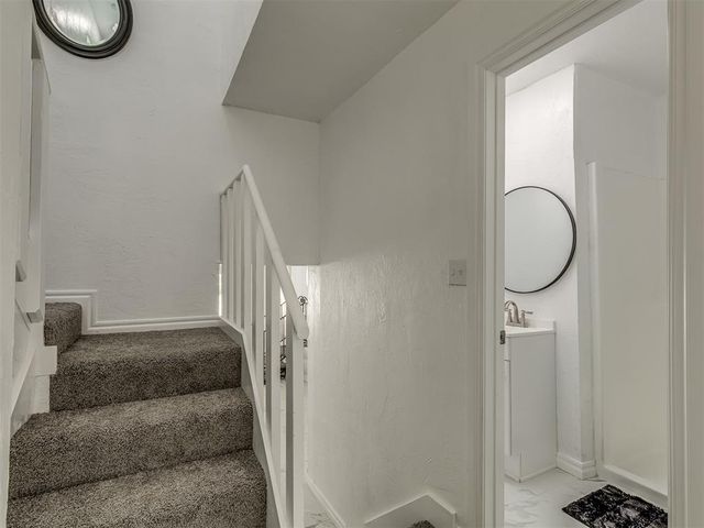 2904 W Fairfield Avenue, Oklahoma City, OK 73116