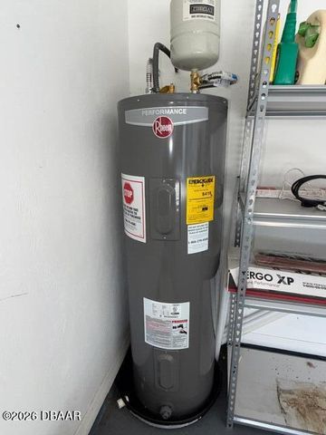 105 Sand Fiddler Court, Daytona Beach, FL 32119