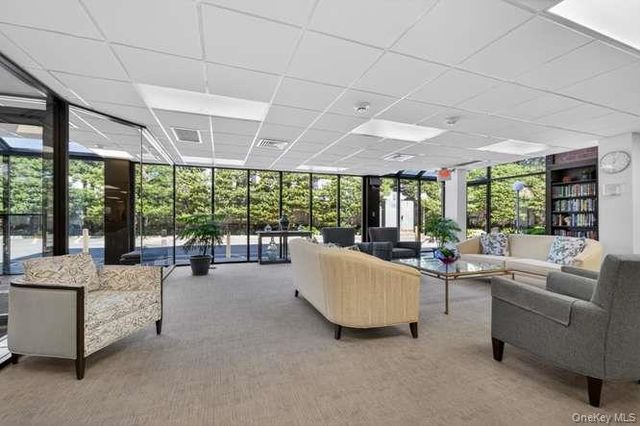 800 Willis Avenue 119, Albertson, NY 11507