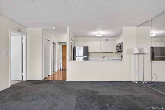 800 Willis Avenue 119, Albertson, NY 11507