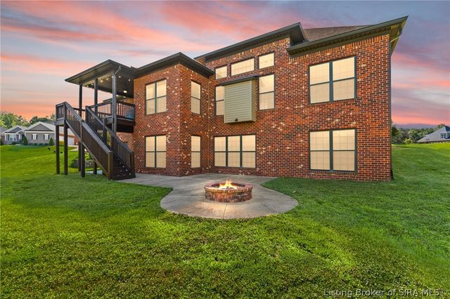 1101 Beechwood Drive, Lanesville, IN 47136