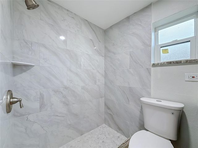 5896 92ND AVENUE N, Pinellas Park, FL 33782