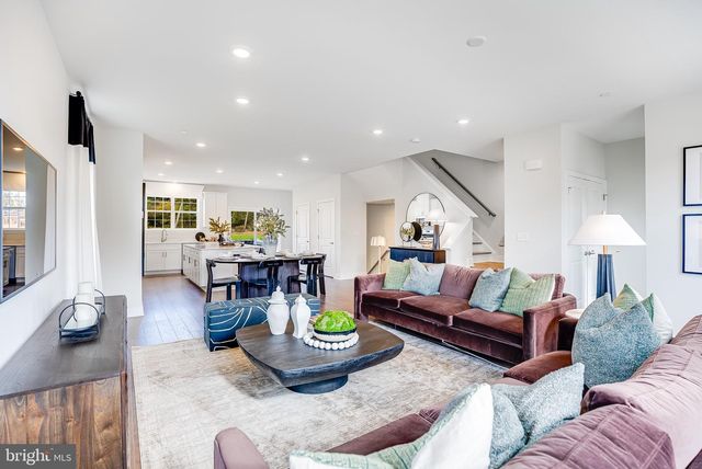 101 FRED CLARK DR, Pennington, NJ 08534