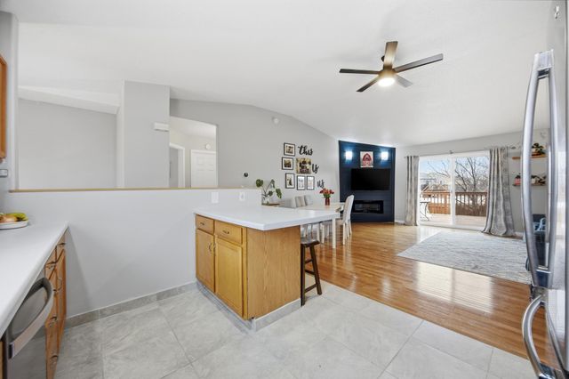 2344 59th Avenue S, Fargo, ND 58104