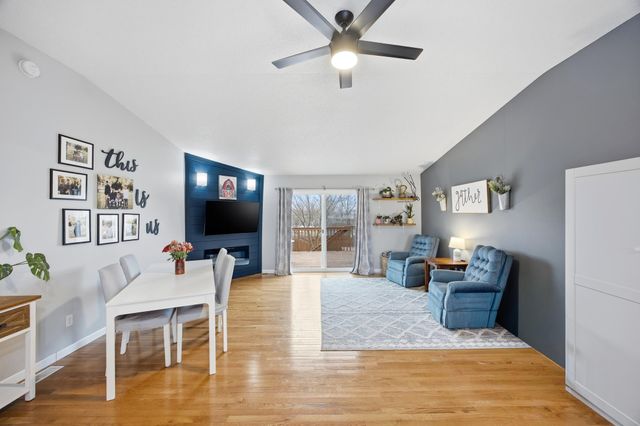 2344 59th Avenue S, Fargo, ND 58104