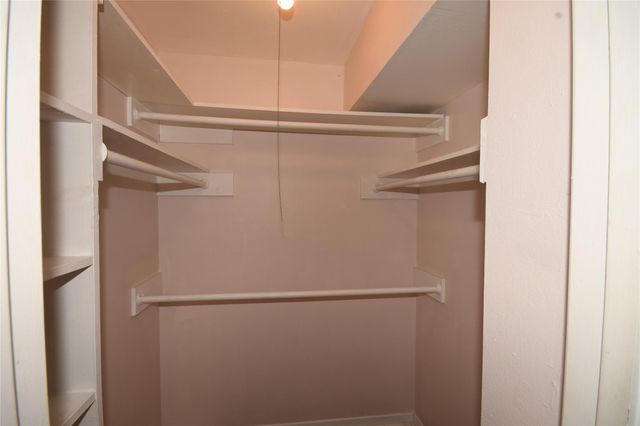 3401 Timmons Lane 12, Houston, TX 77027