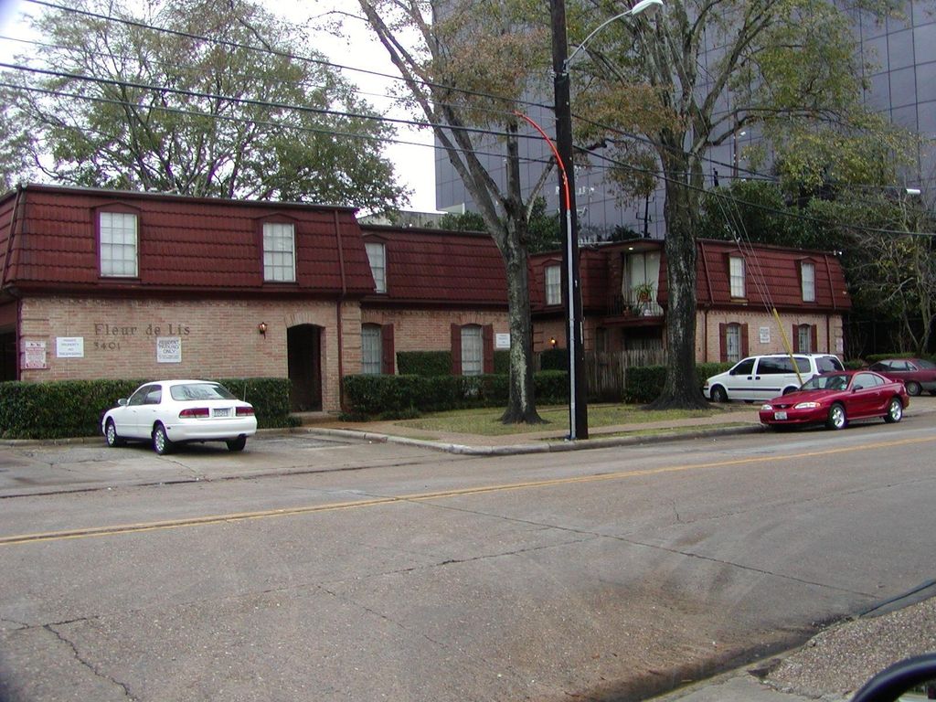 3401 Timmons Lane 12, Houston, TX 77027