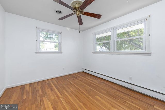 468 MCDEVITT DR, Gibbstown, NJ 08027