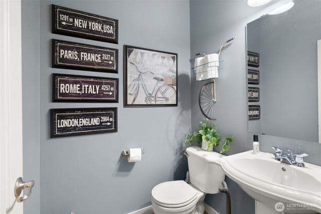 8421 153rd Street, Puyallup, WA 98375