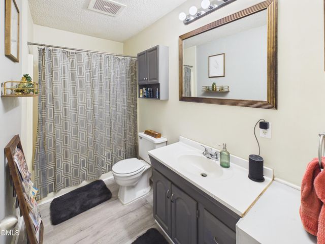1402 Sundown Drive, Mebane, NC 27302