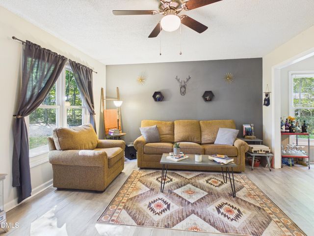 1402 Sundown Drive, Mebane, NC 27302