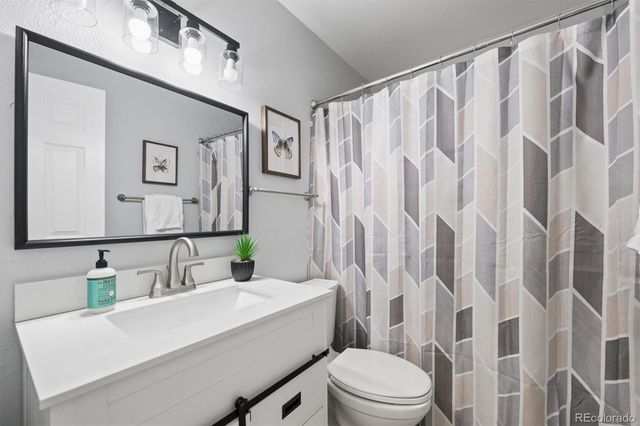 13877 W Baltic Avenue, Lakewood, CO 80228