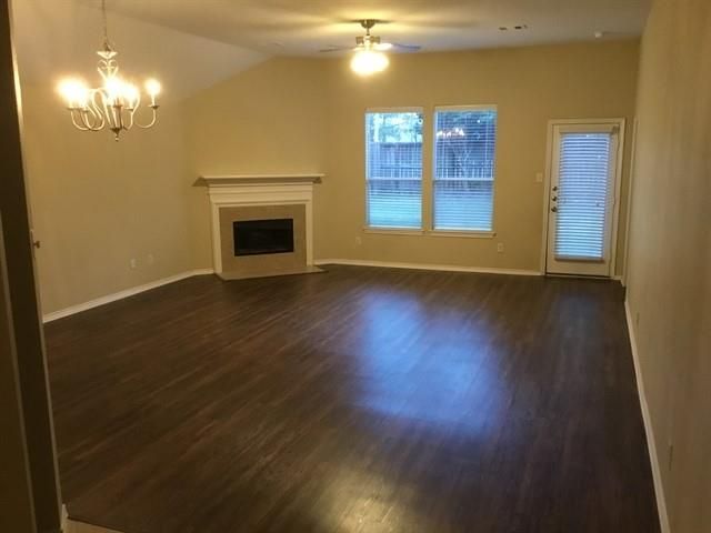 860 Rock Harbor Lane, League City, TX 77573