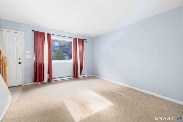 200 Yale Street 33B, Waterbury, CT 06704