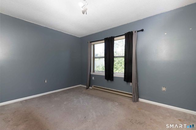 200 Yale Street 33B, Waterbury, CT 06704