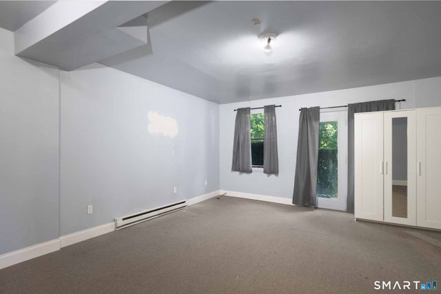 200 Yale Street 33B, Waterbury, CT 06704