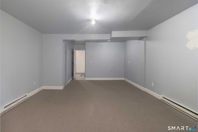 200 Yale Street 33B, Waterbury, CT 06704