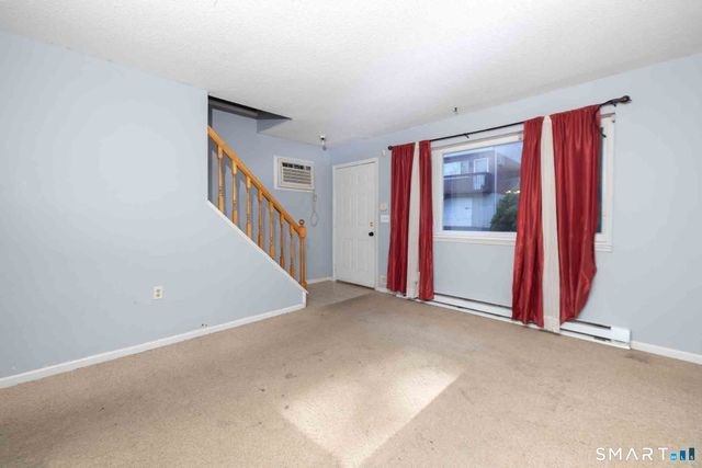 200 Yale Street 33B, Waterbury, CT 06704