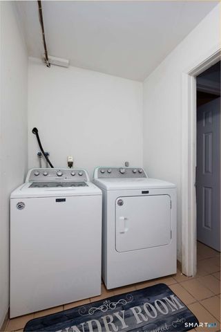 200 Yale Street 33B, Waterbury, CT 06704