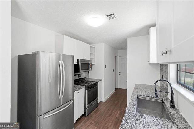 1298 Winslow Drive, Jonesboro, GA 30238