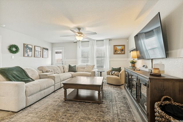 10519 HAMMOCK HILL, Converse, TX 78109