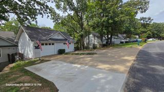 204 Maddox Dr Apt 5, Fairfield Bay, AR 72088