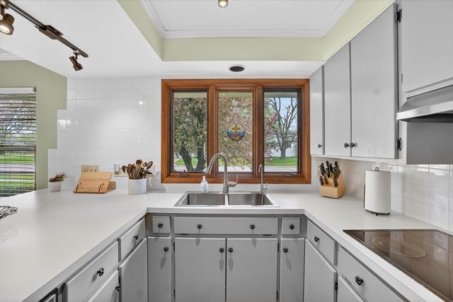94 S Harmony Drive, Janesville, WI 53545