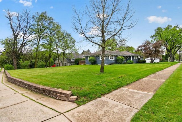 94 S Harmony Drive, Janesville, WI 53545