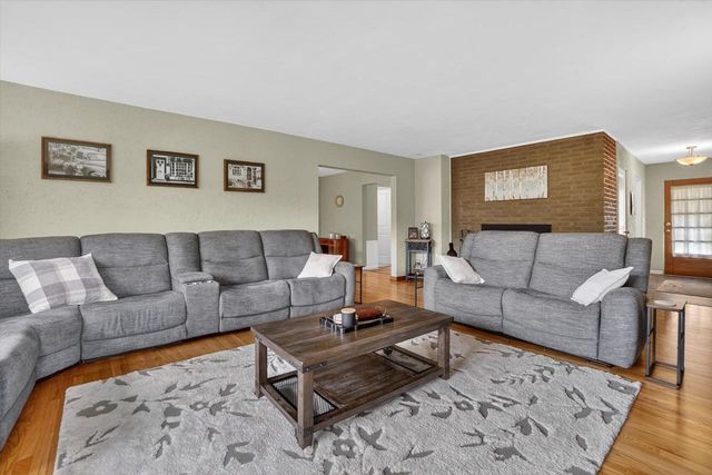 94 S Harmony Drive, Janesville, WI 53545