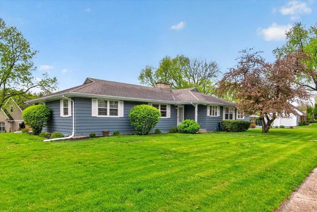 94 S Harmony Drive, Janesville, WI 53545