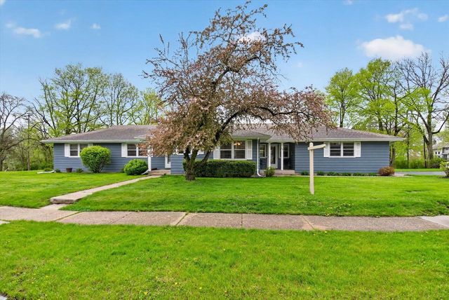 94 S Harmony Drive, Janesville, WI 53545