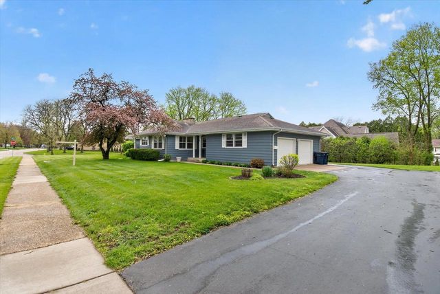 94 S Harmony Drive, Janesville, WI 53545