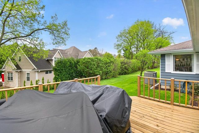 94 S Harmony Drive, Janesville, WI 53545