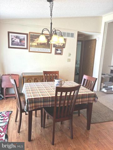 722 DOGWOOD DR, Green Lane, PA 18054