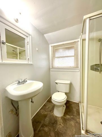 810 W Magnolia Ave Apt 3, San Antonio, TX 78212