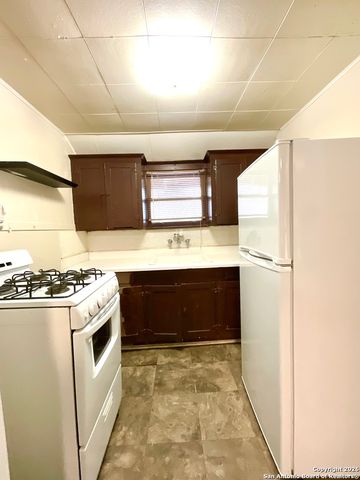 810 W Magnolia Ave Apt 3, San Antonio, TX 78212